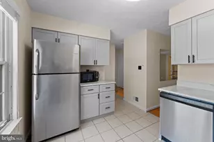 11417 Honeysuckle Ct, Upper Marlboro, MD 20774 - Photo 5