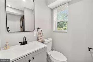 5031 Mangum Rd, College Park, MD 20740 - Photo 15