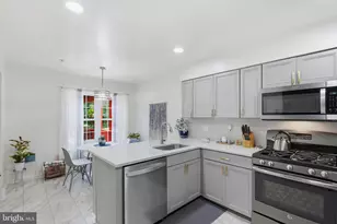 6931 Lady Anne Ct, Greenbelt, MD 20770 - Photo 17
