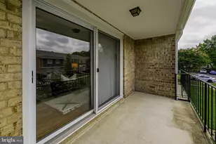7950 Lakecrest Dr, Greenbelt, MD 20770 - Photo 33