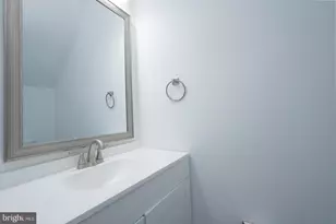 9909 Royal Commerce Pl, Upper Marlboro, MD 20774 - Photo 21