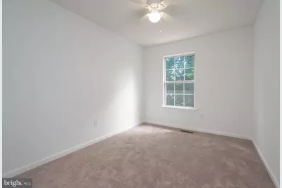 9909 Royal Commerce Place, Upper Marlboro, MD 20774 - Photo 19