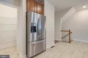8005 Homefield Dr, Landover, MD 20785 - Photo 13