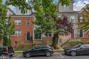 8005 Homefield Dr, Landover, MD 20785 - Photo 1