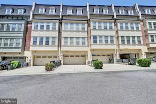 616 Overlook Park Dr, Oxon Hill, MD 20745 - Photo 55