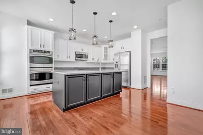 616 Overlook Park Drive #84, Oxon Hill, MD 20745 - Photo 3