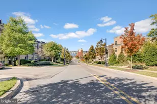 616 Overlook Park Dr, Oxon Hill, MD 20745 - Photo 69