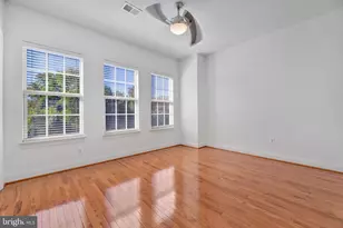 616 Overlook Park Dr, Oxon Hill, MD 20745 - Photo 35