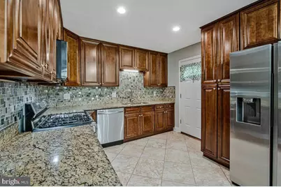 2335 Scott Key Drive, District Heights, MD 20747 - Photo 5