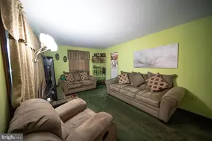 7126 E Cedar St, Landover, MD 20785 - Photo 3