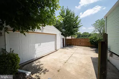 7126 E Cedar Street, Landover, MD 20785 - Photo 25