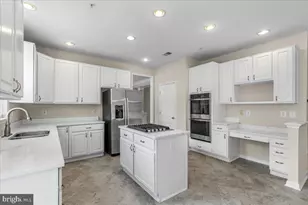 17105 Aspen Leaf Dr, Bowie, MD 20716 - Photo 15