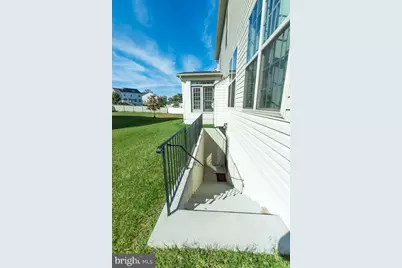 9119 Glenarden Parkway, Lanham, MD 20706 - Photo 11