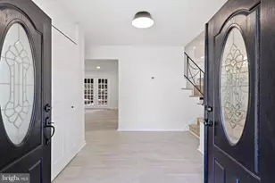 716 Calvert Ln, Fort Washington, MD 20744 - Photo 3