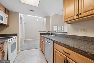 10416 Westridge Dr, Bowie, MD 20721 - Photo 27