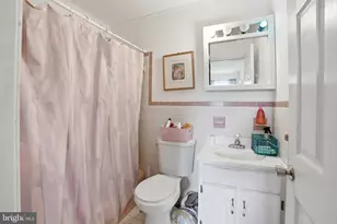 907 Logwood Rd, Capitol Heights, MD 20743 - Photo 11