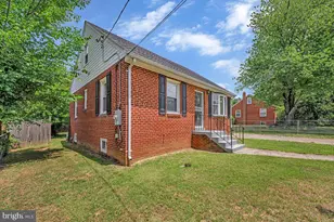 2308 Brinkley Rd, Fort Washington, MD 20744 - Photo 3