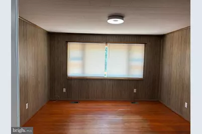 4903 Hollywood Road, College Park, MD 20740 - Photo 11