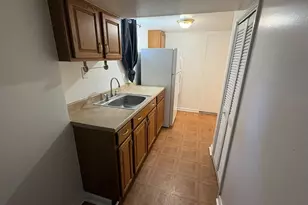 4903 Hollywood Rd, College Park, MD 20740 - Photo 15