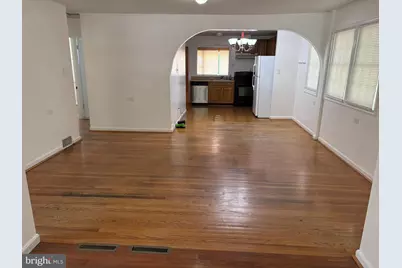 4903 Hollywood Road, College Park, MD 20740 - Photo 5