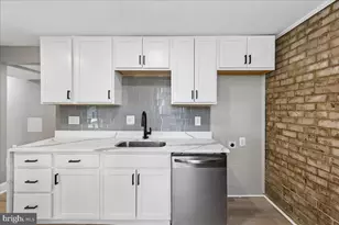 3342 Huntley Sq Dr, Temple Hills, MD 20748 - Photo 17