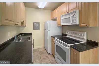 1005 Chillum Road #317, Hyattsville, MD 20782 - Photo 9