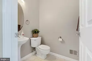 16131 Parklawn Pl, Bowie, MD 20716 - Photo 19