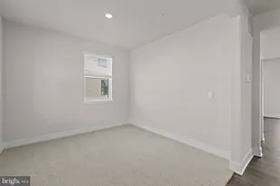 5127 Glistening Pond Wy, Upper Marlboro, MD 20772 - Photo 3