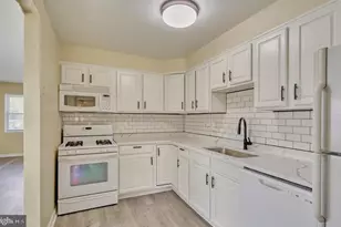 703 Leyte Pl, Oxon Hill, MD 20745 - Photo 17