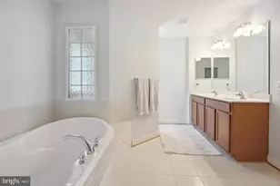 10707 Quaking Aspen Way, Clinton, MD 20735 - Photo 5
