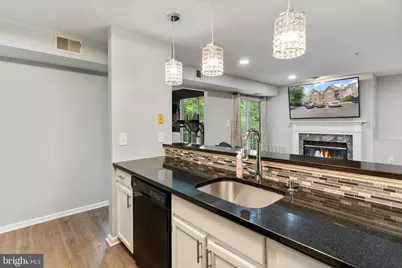 9720 Lake Pointe Court #204, Upper Marlboro, MD 20774 - Photo 5