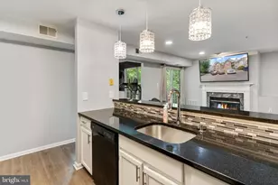 9720 Lake Pointe Ct, Upper Marlboro, MD 20774 - Photo 5
