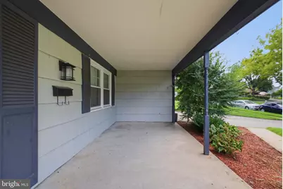 12616 Blackwell Lane, Bowie, MD 20715 - Photo 3