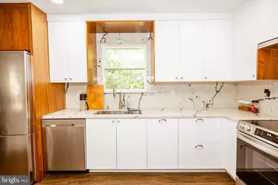 4413 Lakeview Drive, Temple Hills, MD 20748 - Photo 15
