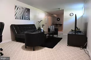 6405 85th Pl, Hyattsville, MD 20784 - Photo 9