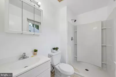 8517 Potomac Avenue, College Park, MD 20740 - Photo 15