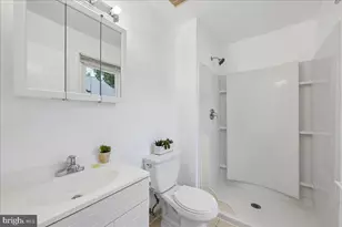 8517 Potomac Ave, College Park, MD 20740 - Photo 15