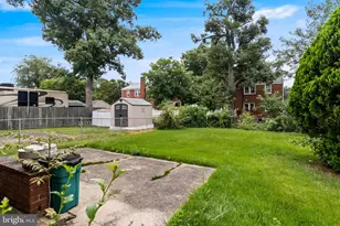 2351 Iverson St, Temple Hills, MD 20748 - Photo 21