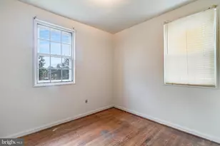 2351 Iverson St, Temple Hills, MD 20748 - Photo 9