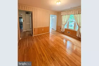 12208 Northwood Drive, Upper Marlboro, MD 20772 - Photo 9