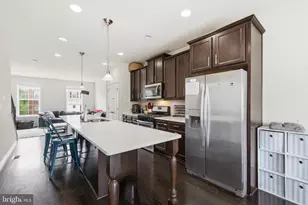 9158 Fox Stream Way, Upper Marlboro, MD 20772 - Photo 17