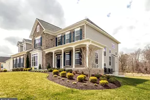 15718 Henrietta Dr, Accokeek, MD 20607 - Photo 3