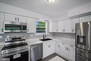 4709 Brinkley Rd, Temple Hills, MD 20748 - Photo 9