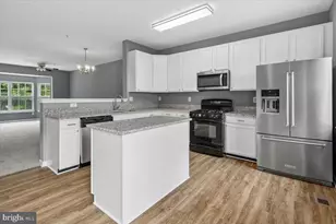 10833 Vista Gardens Dr, Bowie, MD 20720 - Photo 19