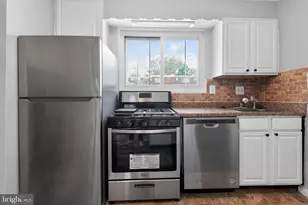 5315 Leverett St, Oxon Hill, MD 20745 - Photo 3