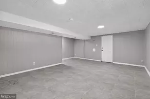 5315 Leverett St, Oxon Hill, MD 20745 - Photo 9