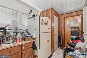1412 Legation Rd, Hyattsville, MD 20782 - Photo 9