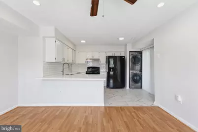 2401 W Rosecroft Village Circle, Oxon Hill, MD 20745 - Photo 7