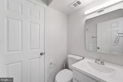 2401 W Rosecroft Village Circle, Oxon Hill, MD 20745 - Photo 21