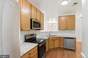 13851 Belle Chasse Blvd, Laurel, MD 20707 - Photo 11
